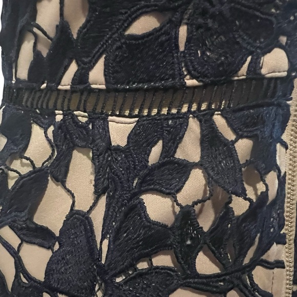 love...ady Navy Floral Lace Midi Dress - Picture 3 of 5